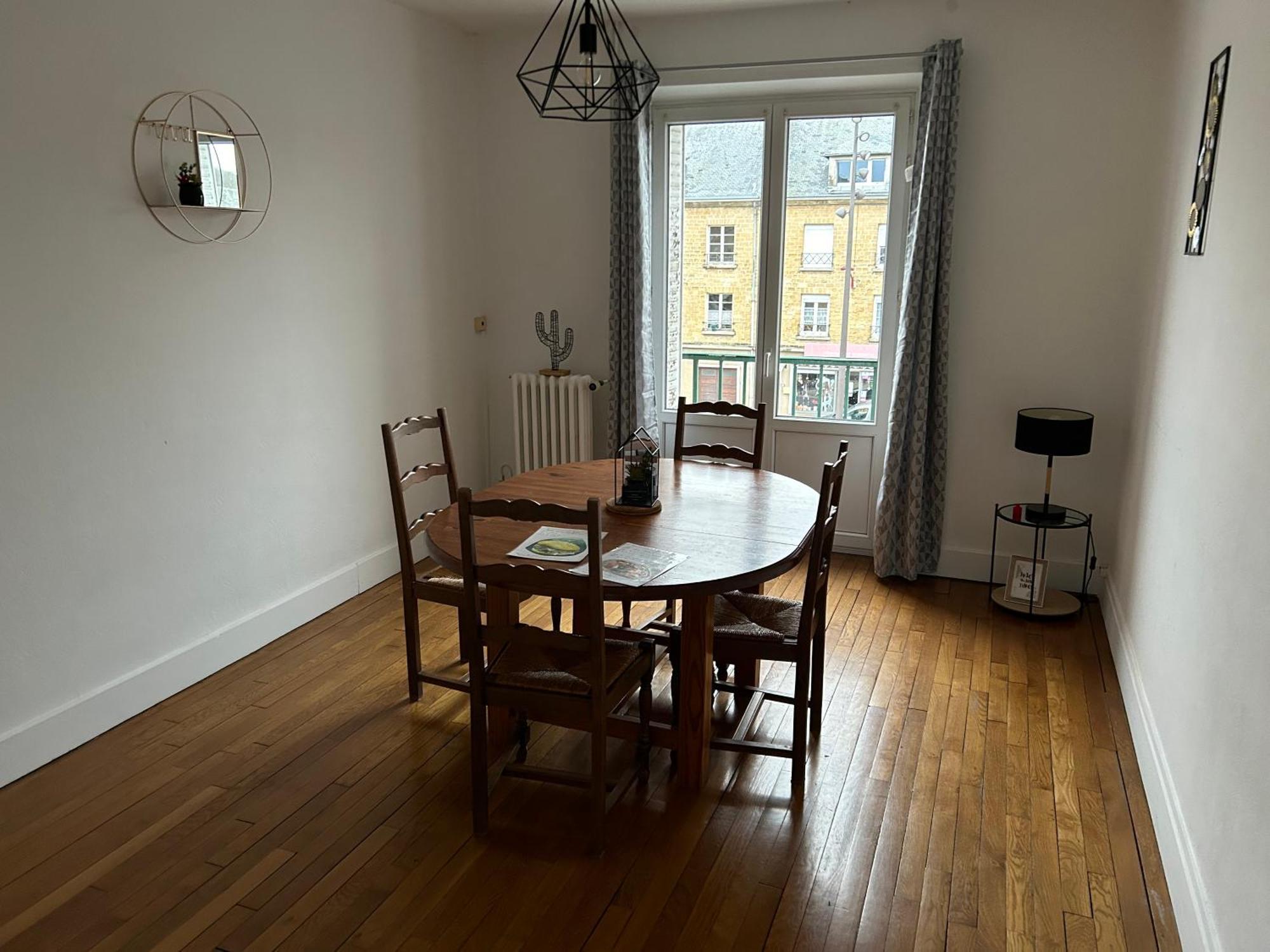 Hubert Apartment Carignan ภายนอก รูปภาพ