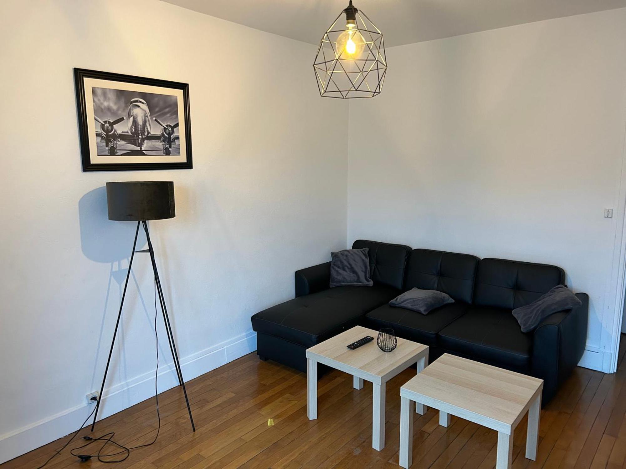 Hubert Apartment Carignan ภายนอก รูปภาพ