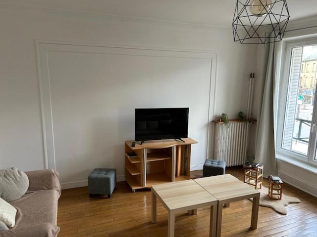 Hubert Apartment Carignan ภายนอก รูปภาพ